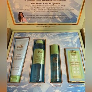 Pixi Skintreats Collection Skincare Set Cleanser, Tonic, Mist & Blemish Patches